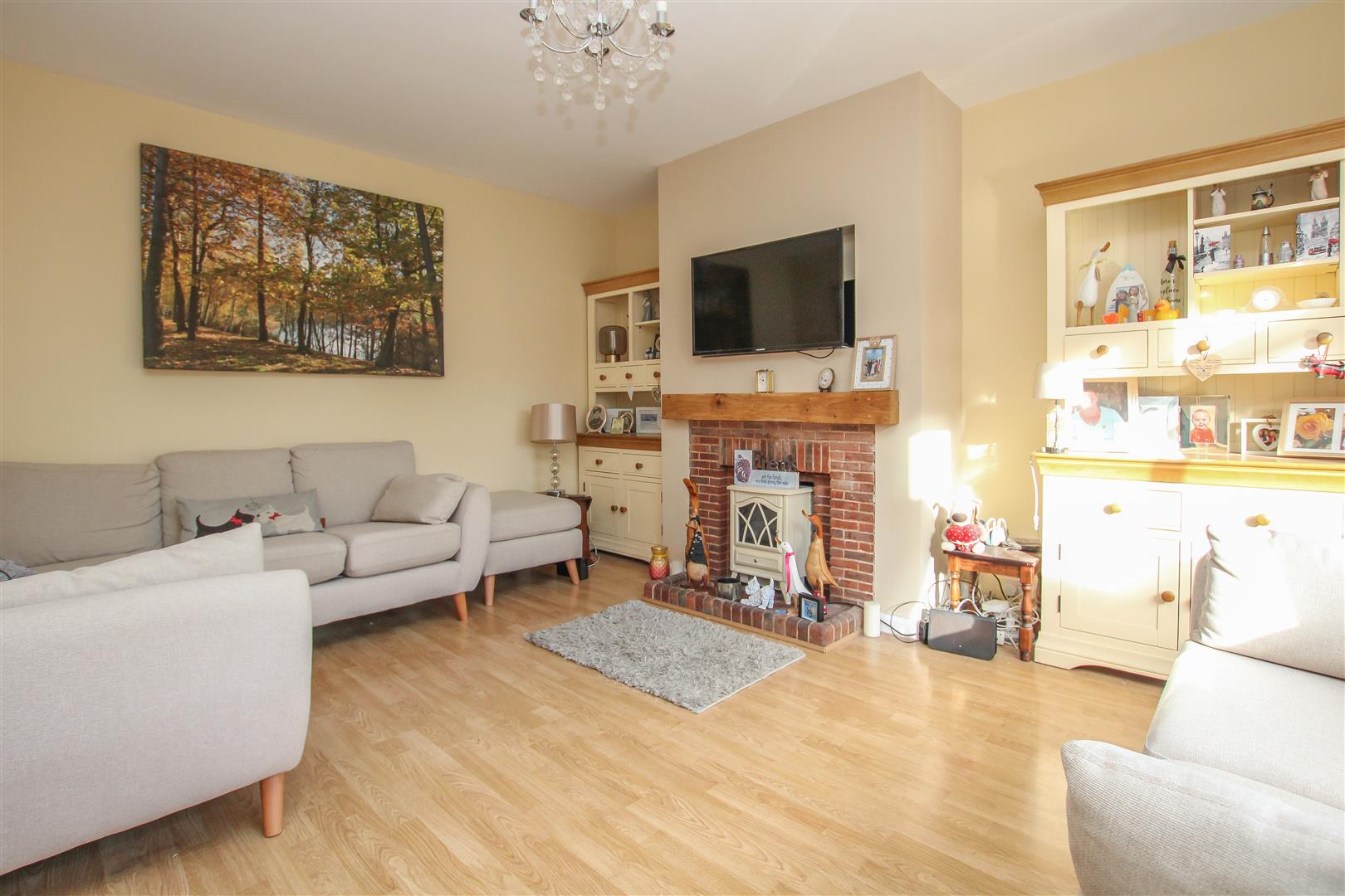 Shevon Way, Brentwood Keith Ashton